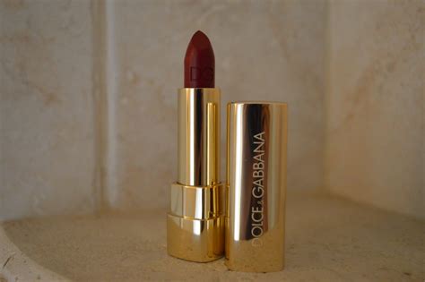 dolce & gabbana classic cream lipstick